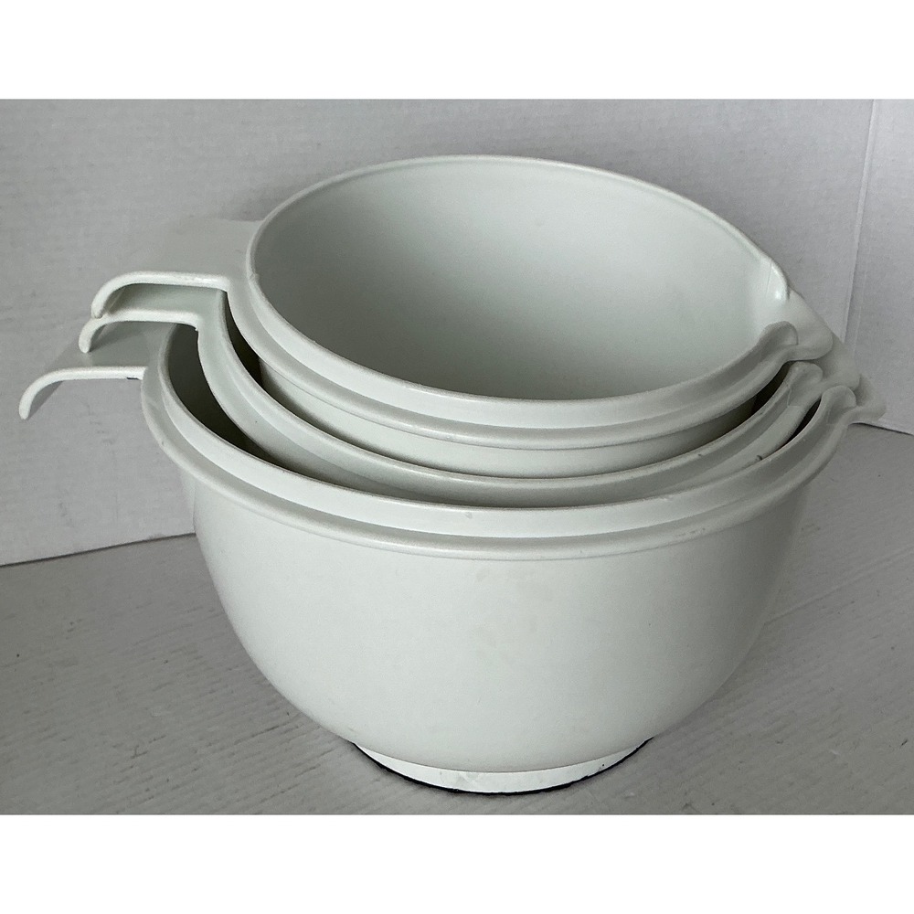 Kamenstein Mixing Bowls Set of 3 White Melamine Pour Spout Non-Slip Base